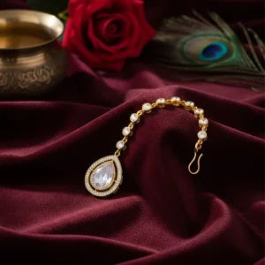 Moissanite Kundan Almond-Shaped Maang Tikka