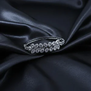 American Diamond Leaf Motif Openable Kada