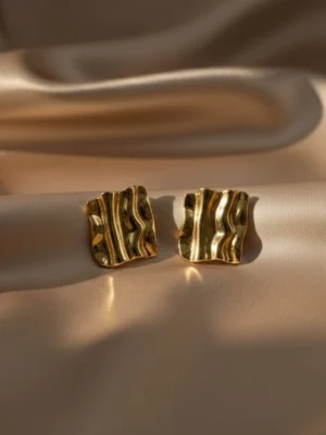 Wave Shaped Anti-Tarnish Stud Earrings