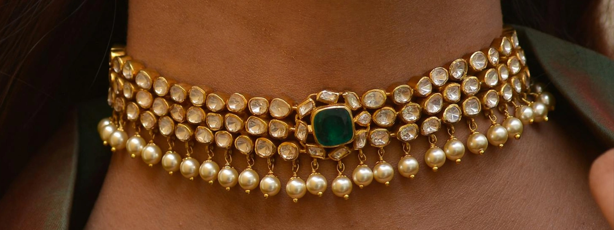 NECKLACE & SETS